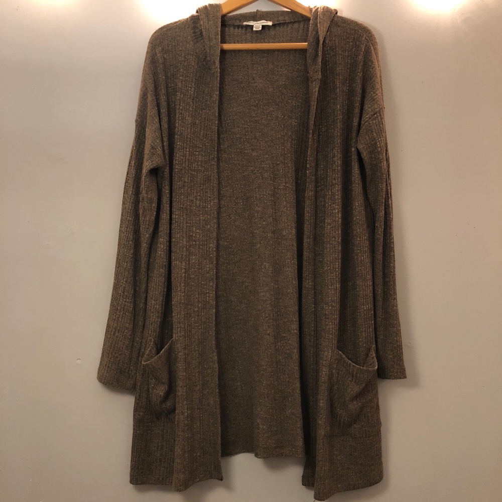 LIKE NEW American eagle sweater